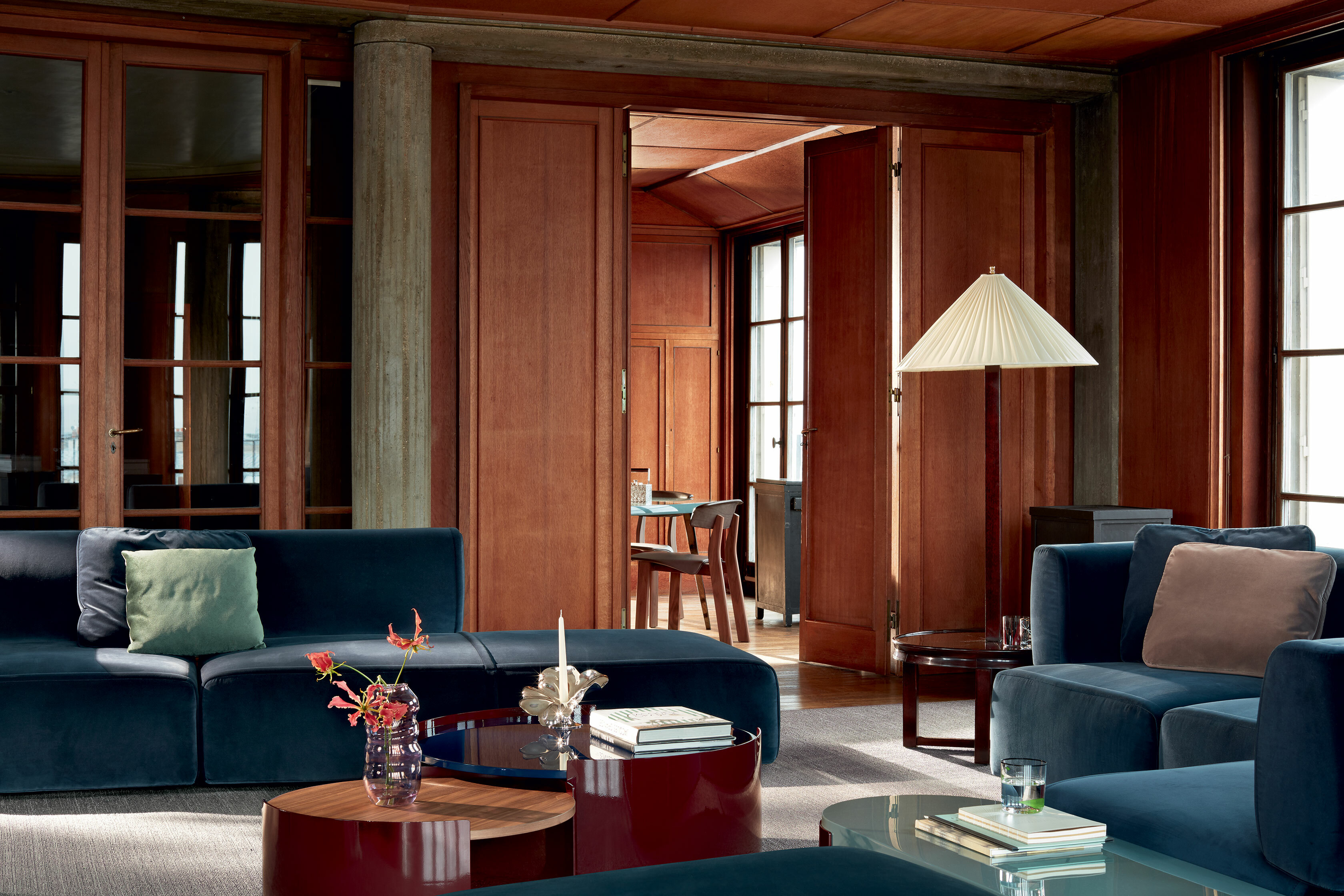 santiccioli.com | Cassina Bowy Sofa